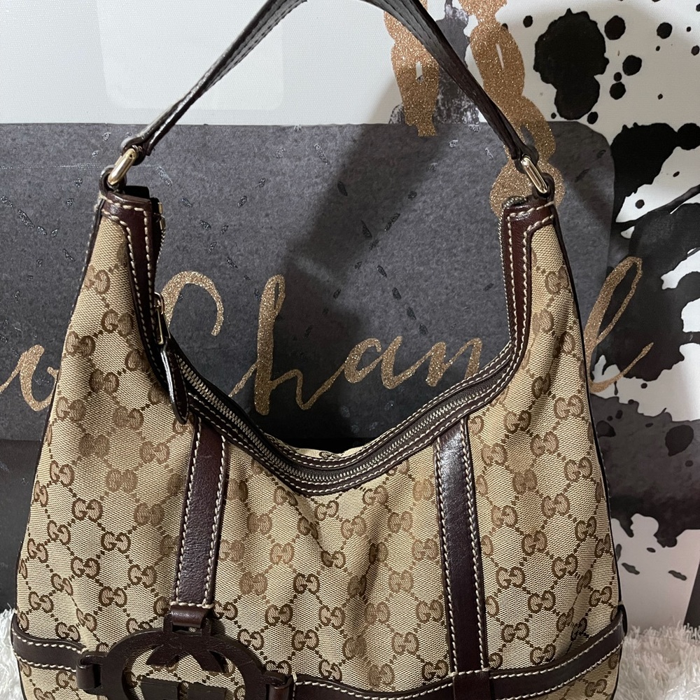 GUCCI